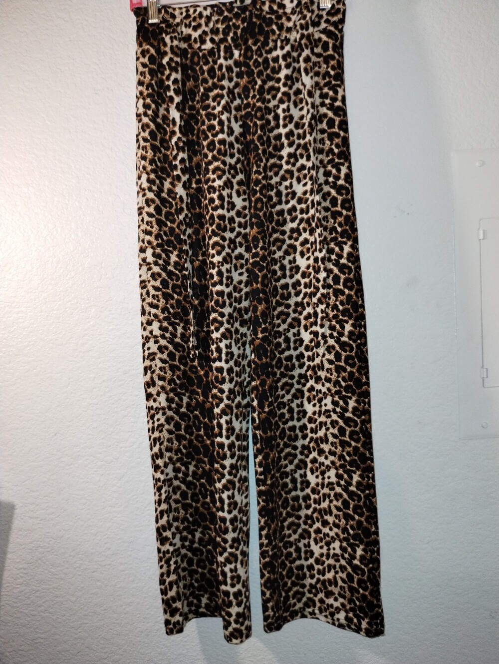 Leopard Print Pants  Wide Leg Cream Brown Black sz Small Belt Attached Trendz